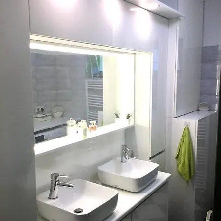 Vakantiehuis Voeroesparti Ueduelohaz